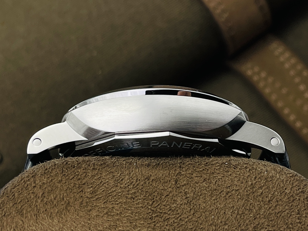 2025 Phantom Green PAM1056: VS 44mm Stealth Ops - Last 9 Units