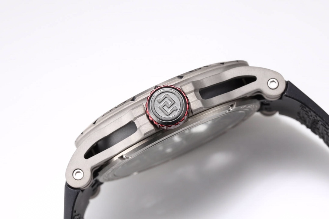 Roger Dubuis Excalibur RDDBEX0479: BBR Aerospace Titanium w/ Flying Tourbillon