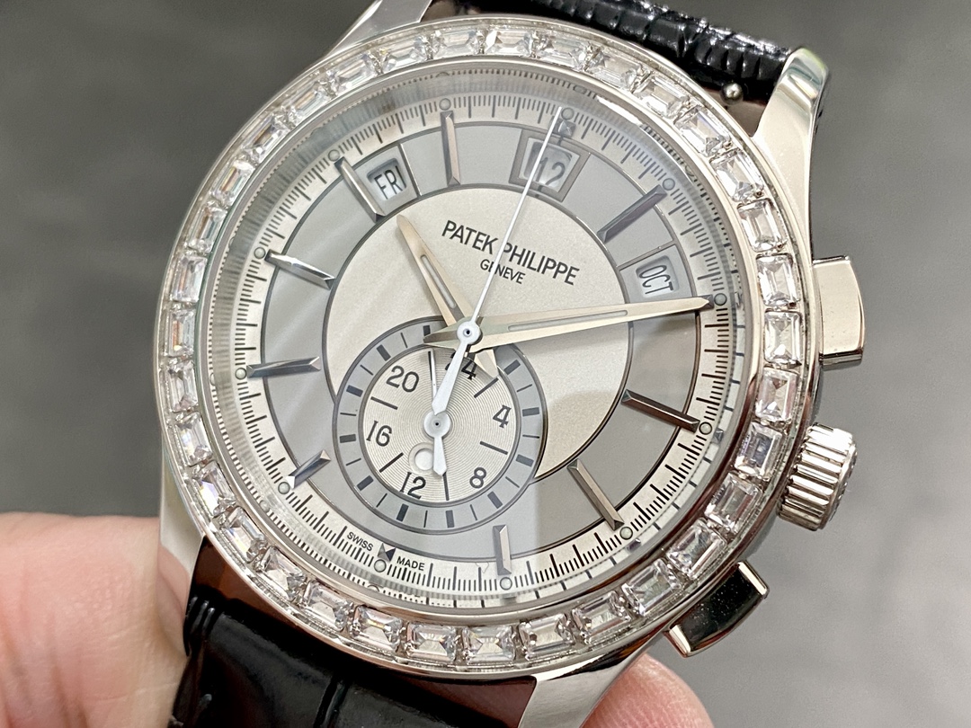 Patek Philippe 5969R-001 Ultra-Thin Chronograph | Rose Gold Salmon Dial | 2025 New Release