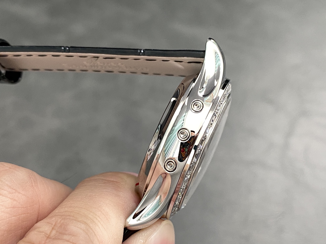 Patek Philippe 5969R-001 Ultra-Thin Chronograph | Rose Gold Salmon Dial | 2025 New Release