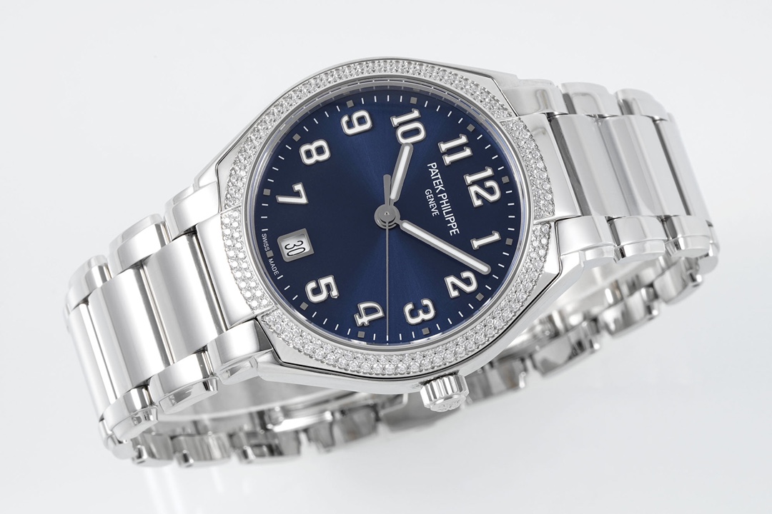 Patek Philippe Twenty~4 Ref. 7300/1200R-001 | First Mechanical Edition | Diamonds & Rose Gold