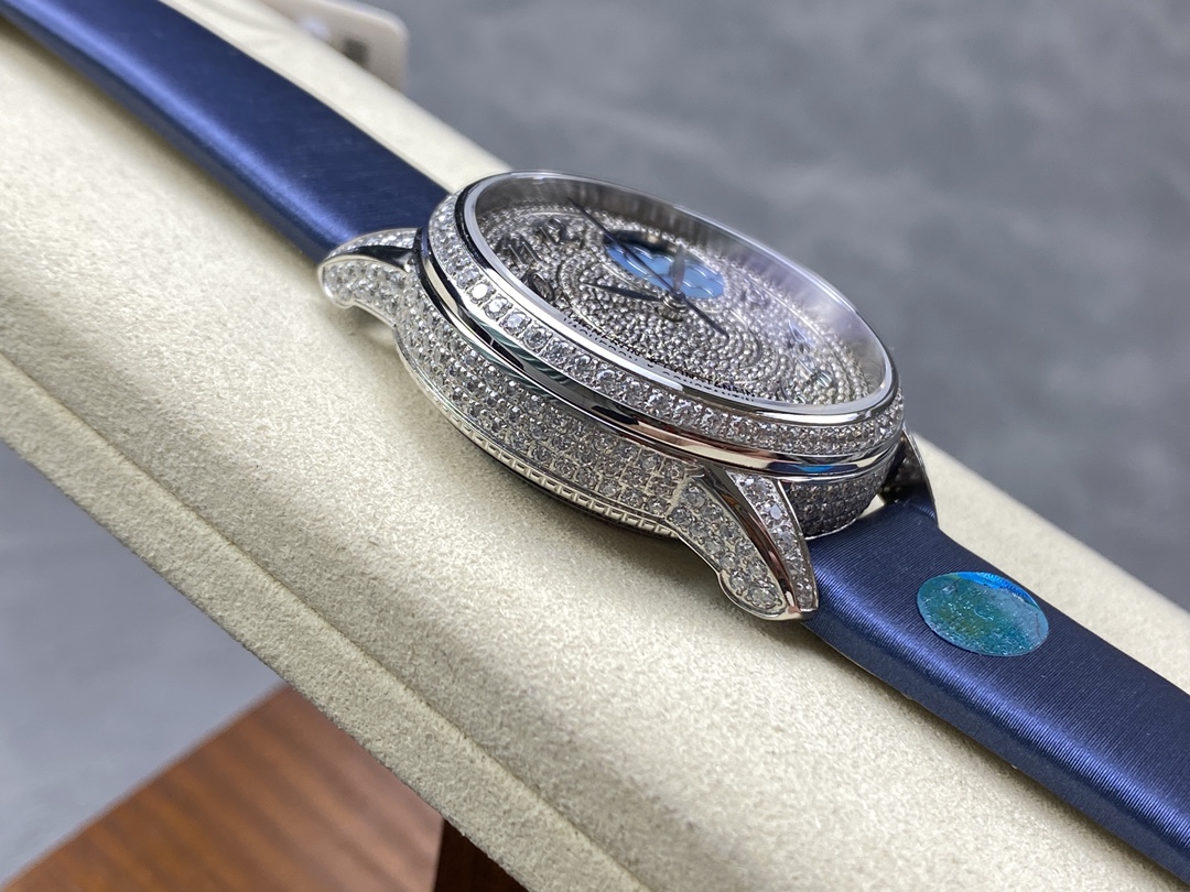Vacheron Constantin Egérie Starry Sky Diamond Watch: Exclusive Women's Luxury Timepiece