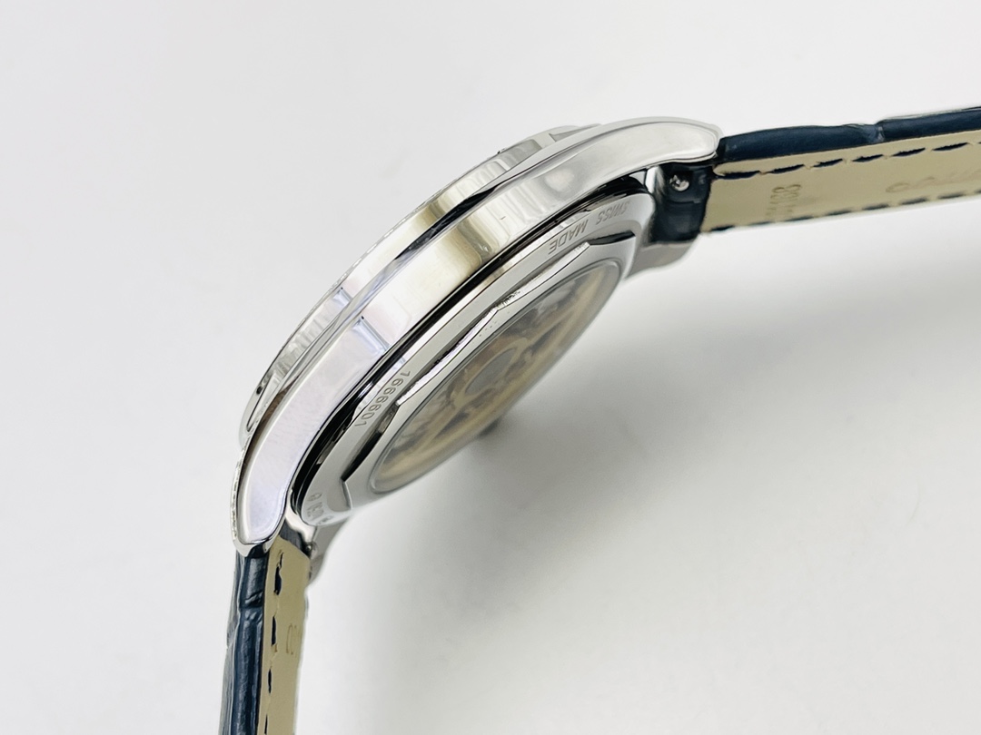Vacheron Constantin Fiftysix 4600E/000A-B402 Complete Calendar: Stainless Steel, Silver Dial & Alligat