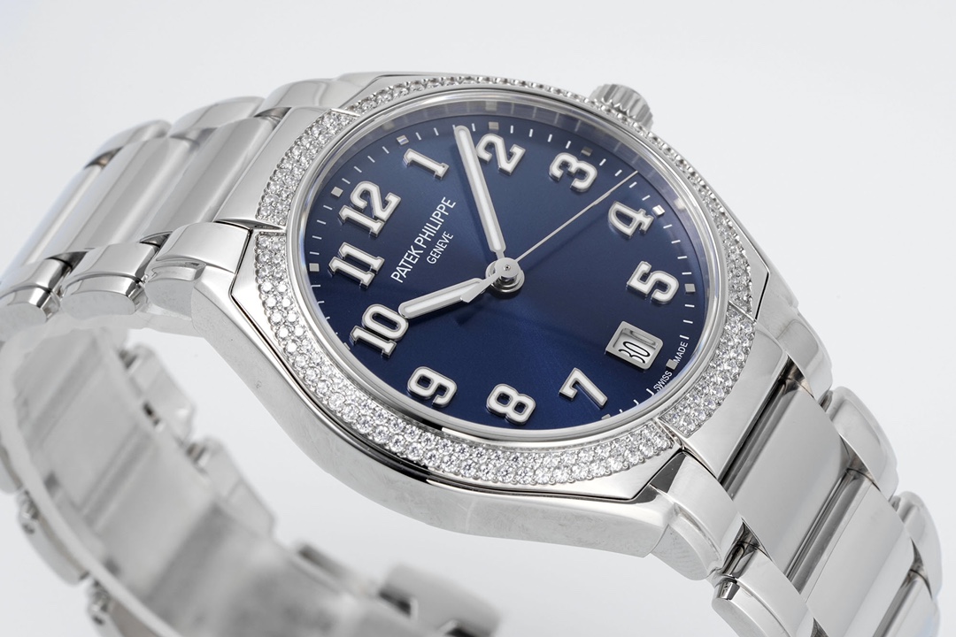 Patek Philippe Twenty~4 Ref. 7300/1200R-001 | First Mechanical Edition | Diamonds & Rose Gold