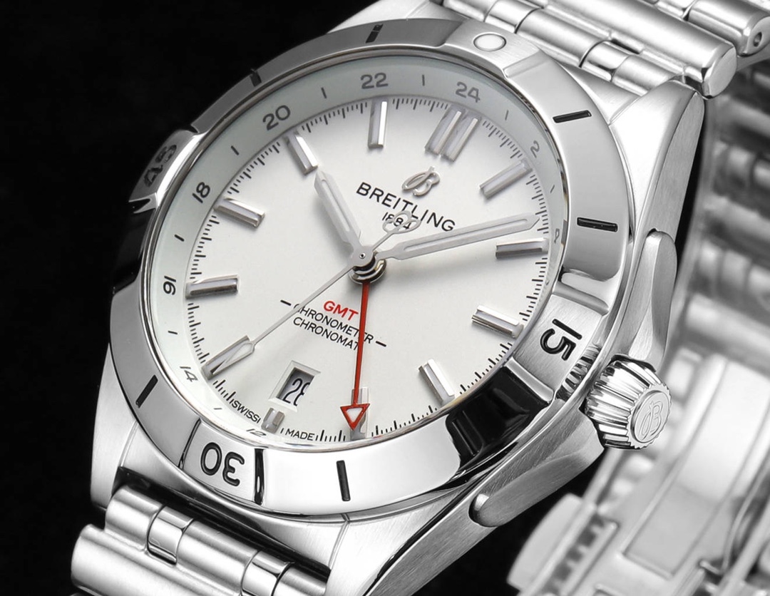 BREITLING Chronomat 40 GMT Automatic Luxury Watch - Swiss Made Ref. A32398101M1A1