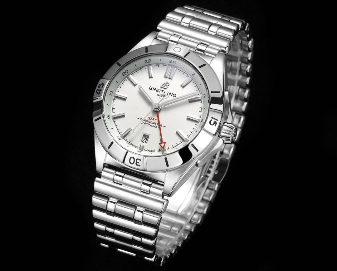 BREITLING Chronomat 40 GMT Automatic Luxury Watch - Swiss Made Ref. A32398101M1A1