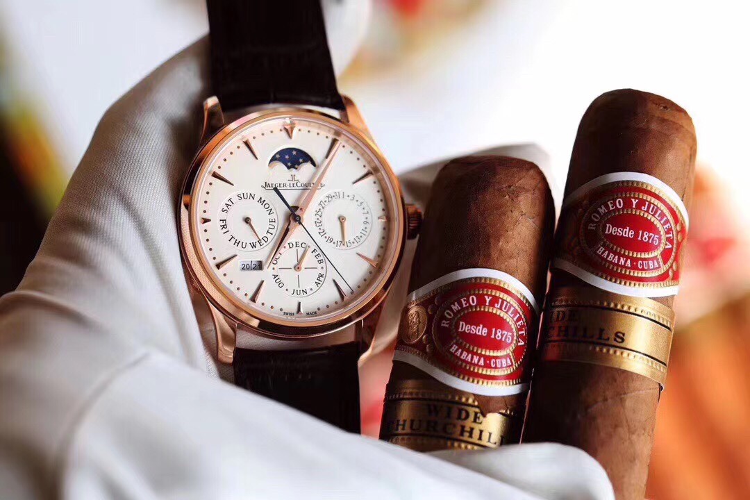 Jaeger-LeCoultre Master Ultra Thin Perpetual Calendar White Dial | Automatic Ref.130842J | Moonphase & Stainless Steel