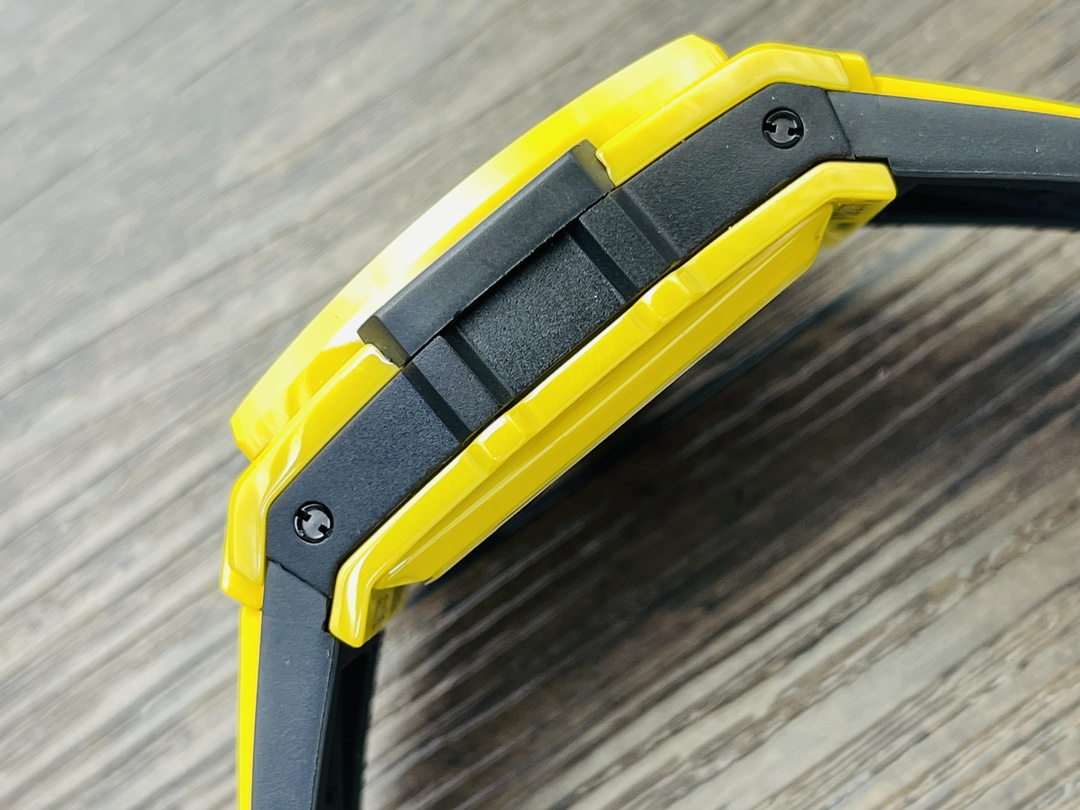 Hublot Spirit of Big Bang Chronograph 2025 | Post-Father's Day Exclusive | Barrel-Shaped Titanium & Skeleton Dial