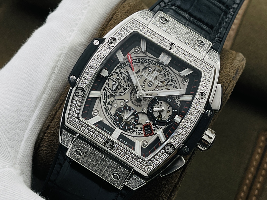 Hublot Spirit Big Bang: Titanium Chrono | Unico Flyback | Duty-Free