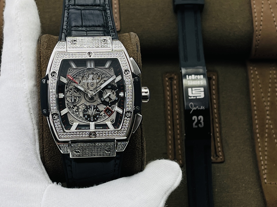 Hublot Spirit Big Bang: Titanium Chrono | Unico Flyback | Duty-Free