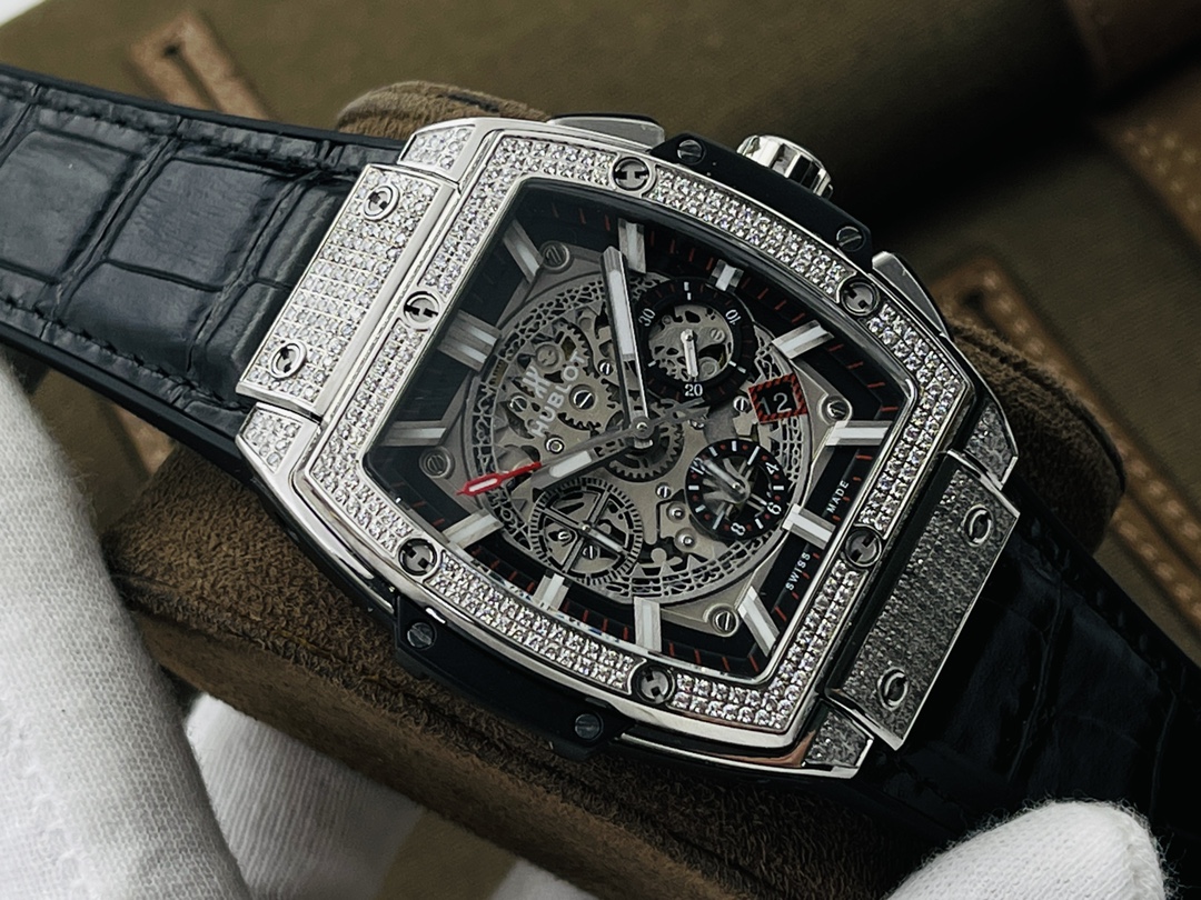 Hublot Spirit Big Bang: Titanium Chrono | Unico Flyback | Duty-Free