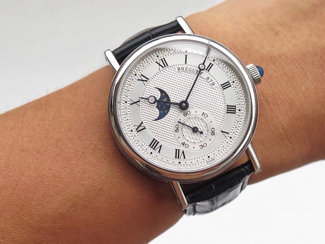 Breguet Classique 4396BR Moon Phase Chronometer | 18K Gold, Self-Winding Cal.591DRL, 40hr Power Reserve