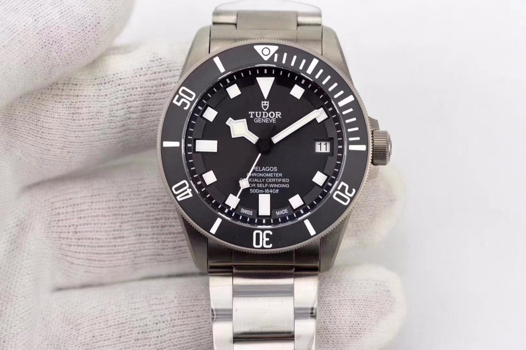 Tudor Pelagos FXD Black Battle Axe Watch - Premium Dive Automatic | Buy Now with Global Shipping