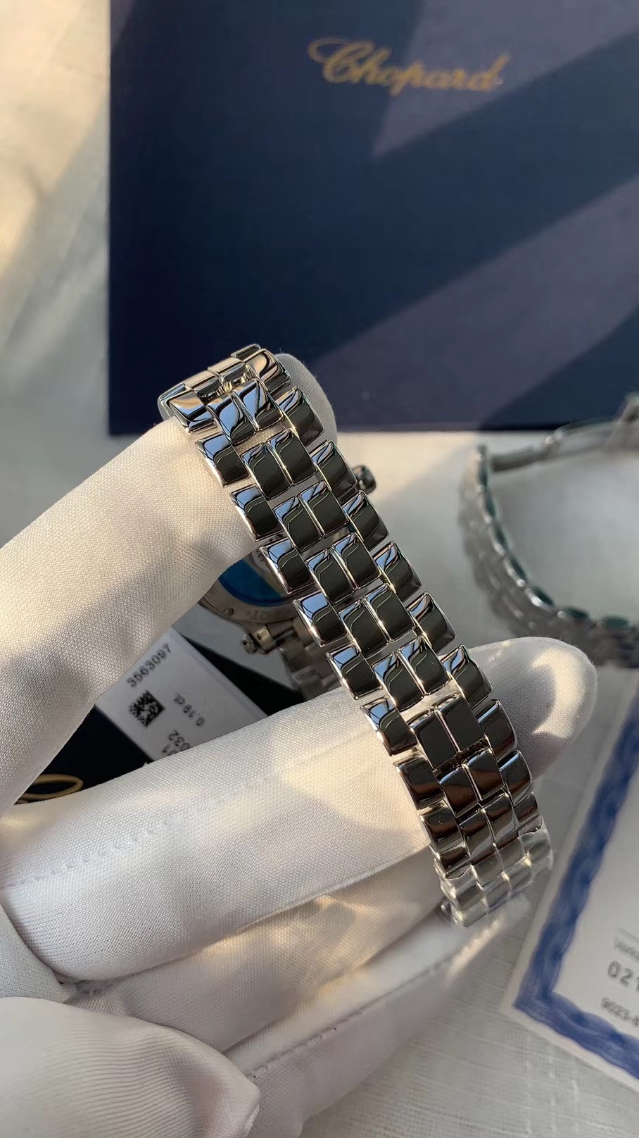 PIAGET Happy Diamonds Iconic Watch: Dancing Sapphires & Diamonds in Motion | Swiss Luxury Since 1874