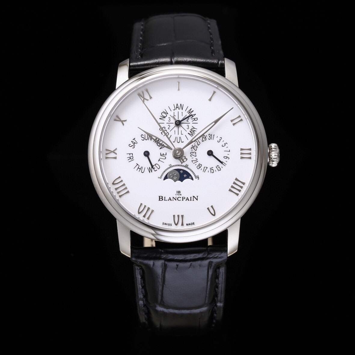 Blancpain Classique 6656 Men's Calendar Watch: Automatic, Moonphase & 100-Hour Power Reserve