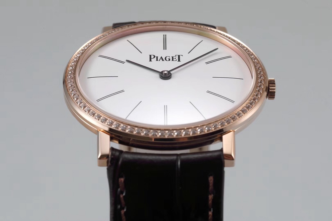 Piaget Altiplano Meteorite Dial: Cosmic Fragments Encased in 4.3mm Slimness | NFT Authentication