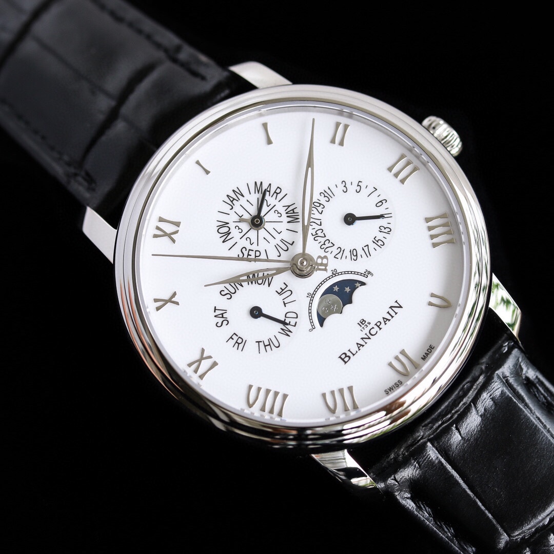 Blancpain Classique 6656 Men's Calendar Watch: Automatic, Moonphase & 100-Hour Power Reserve