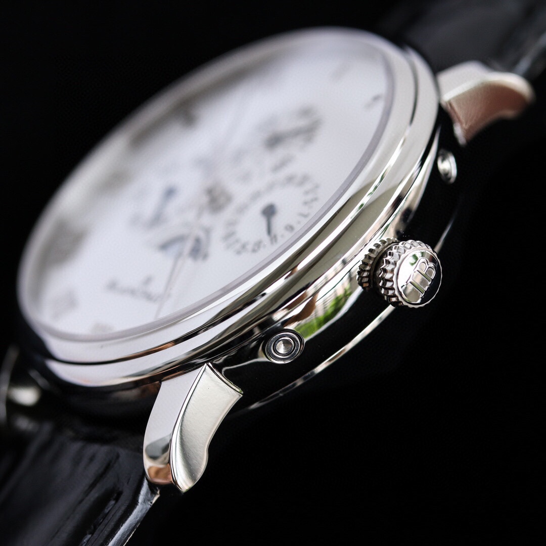 Blancpain Classique 6656 Men's Calendar Watch: Automatic, Moonphase & 100-Hour Power Reserve