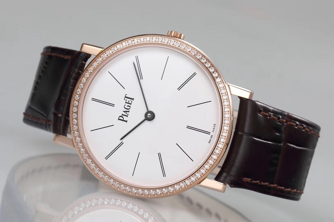 Piaget Altiplano Meteorite Dial: Cosmic Fragments Encased in 4.3mm Slimness | NFT Authentication