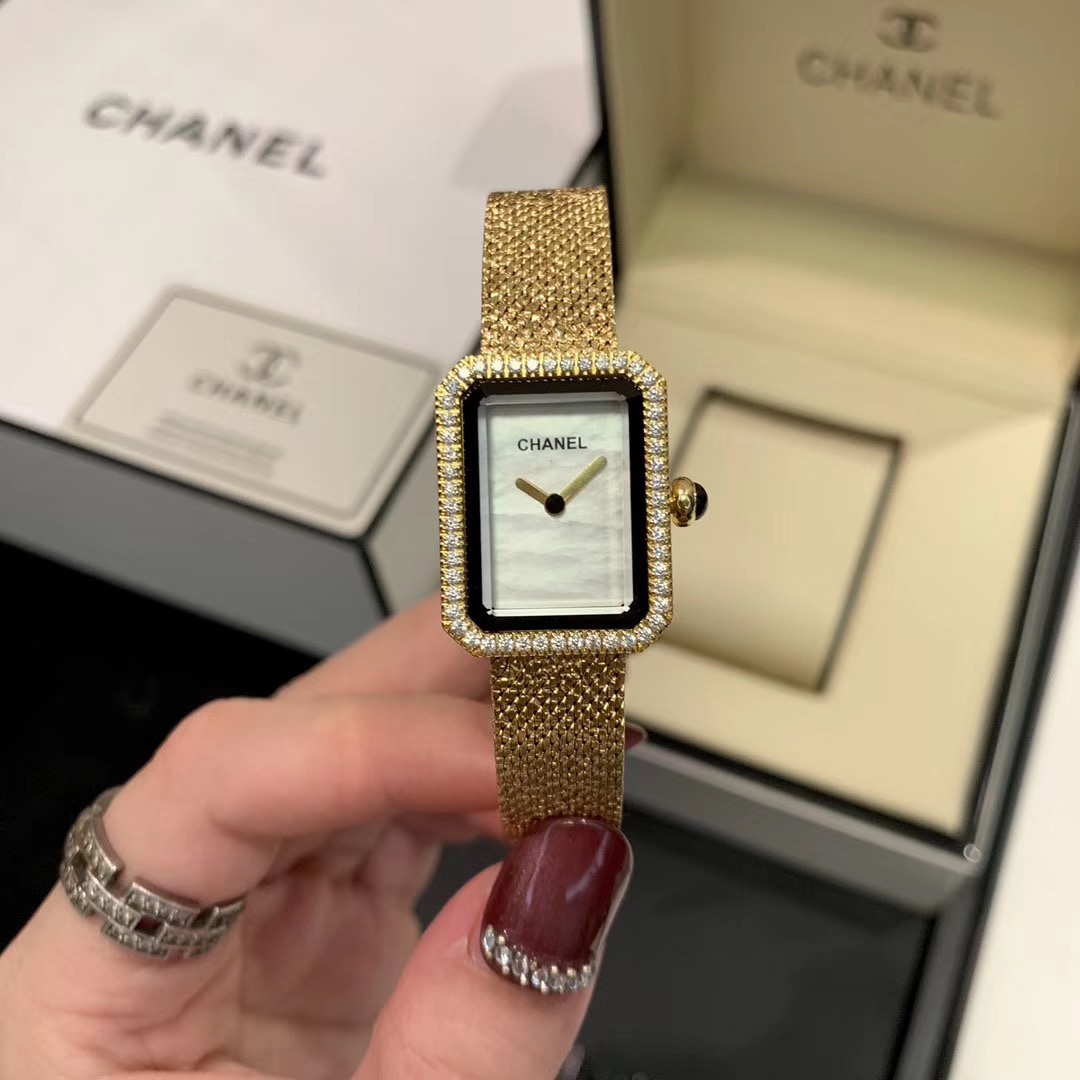 NEW Chanel Boy·Friend Women's Watch Summer 2025 | Beige Gold Square Case | Diamond Bezel & Sapphire Crystal | Swiss Quartz Bracelet