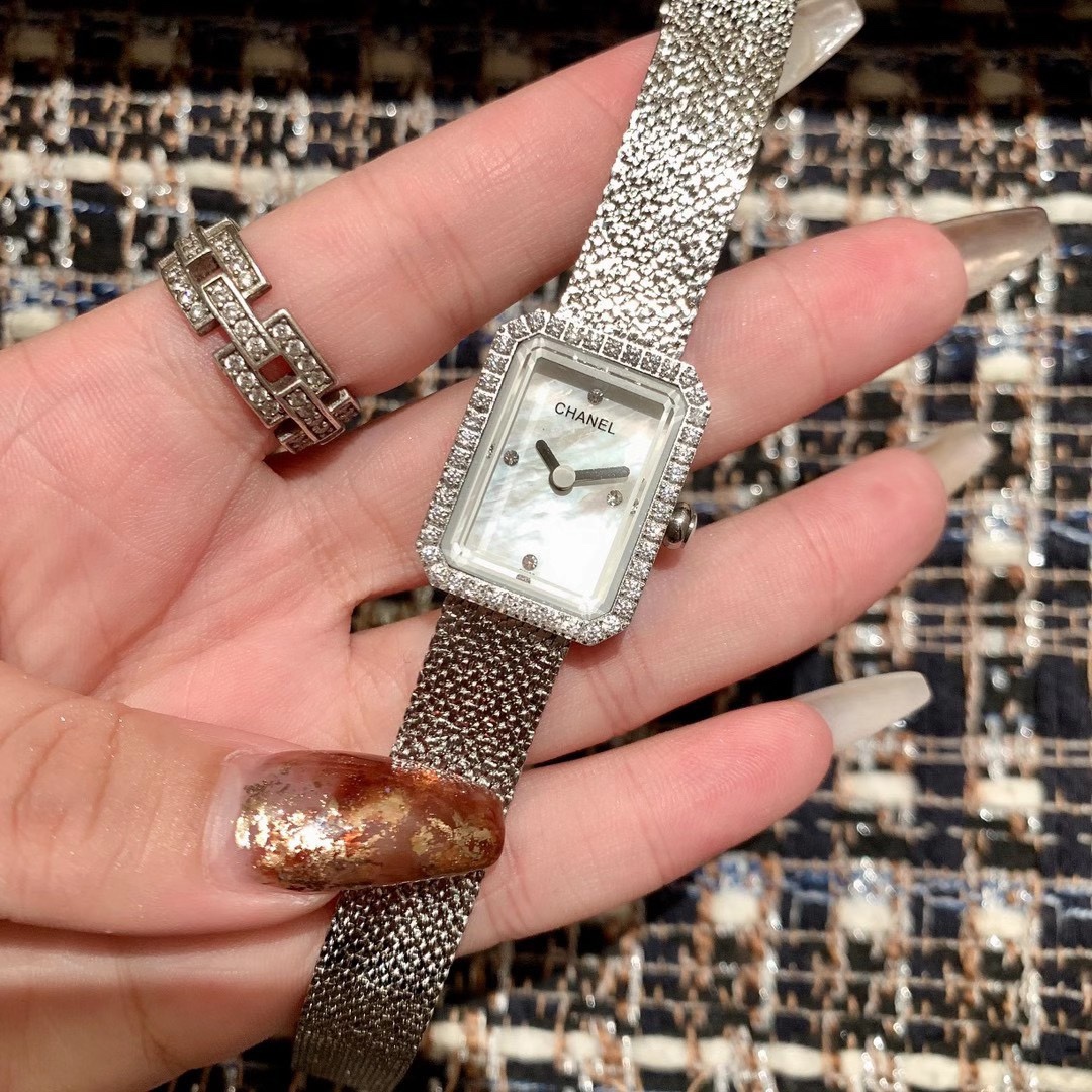 NEW Chanel Boy.Friend Women's Watch 2025 | Beige Gold Square Case | Diamond Bezel & Sapphire Crystal | Swiss Quartz Luxury Bracelet