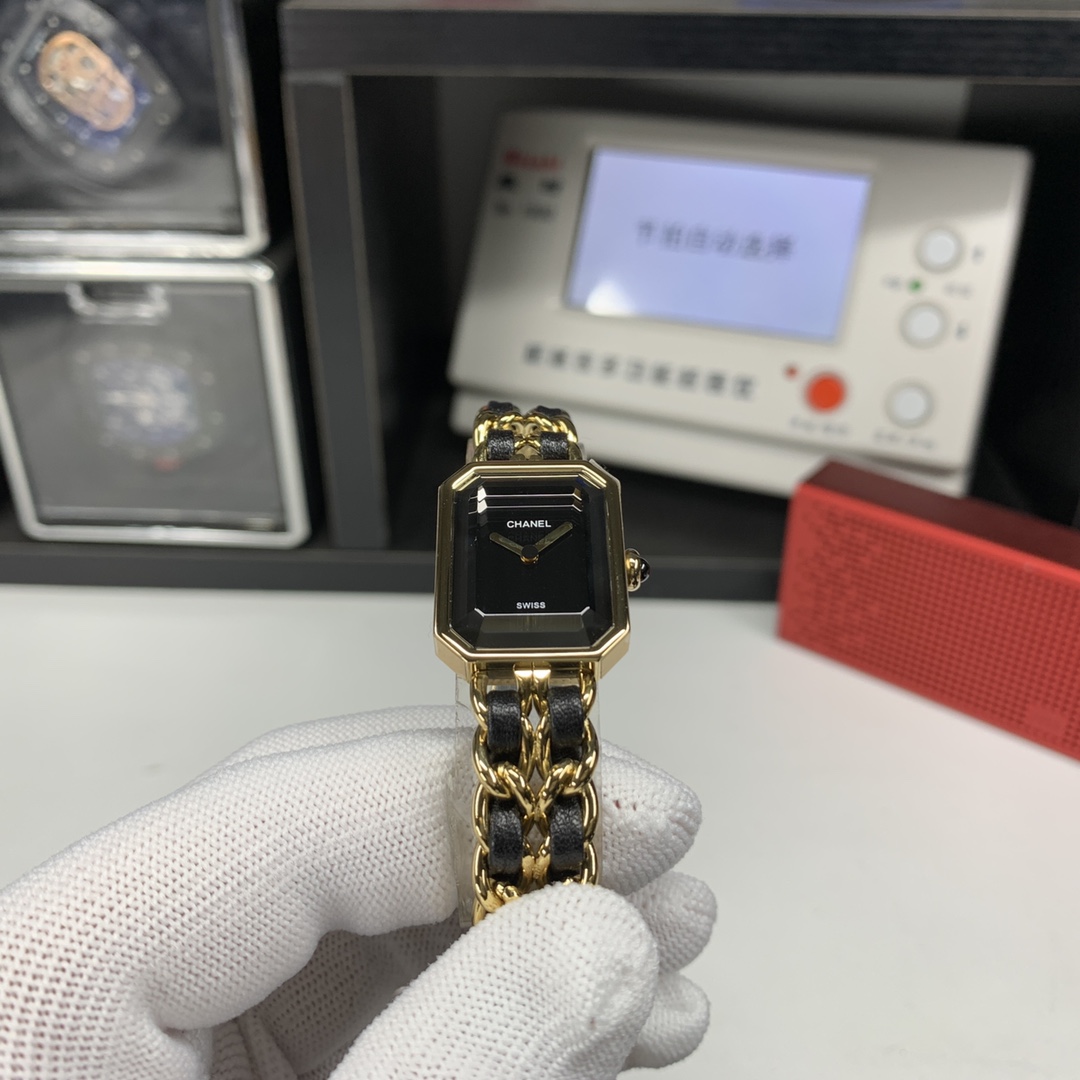 NEW Chanel Première Rock Women's Watch 2025 | Oversized Interlocked Chain | Octagonal Black Dial | Swiss Quartz & Diamond Accents