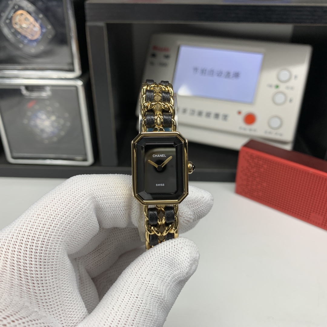 NEW Chanel Première Rock Women's Watch 2025 | Oversized Interlocked Chain | Octagonal Black Dial | Swiss Quartz & Diamond Accents