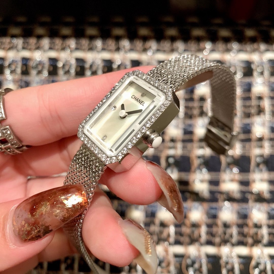 NEW Chanel Boy.Friend Women's Watch 2025 | Beige Gold Square Case | Diamond Bezel & Sapphire Crystal | Swiss Quartz Luxury Bracelet