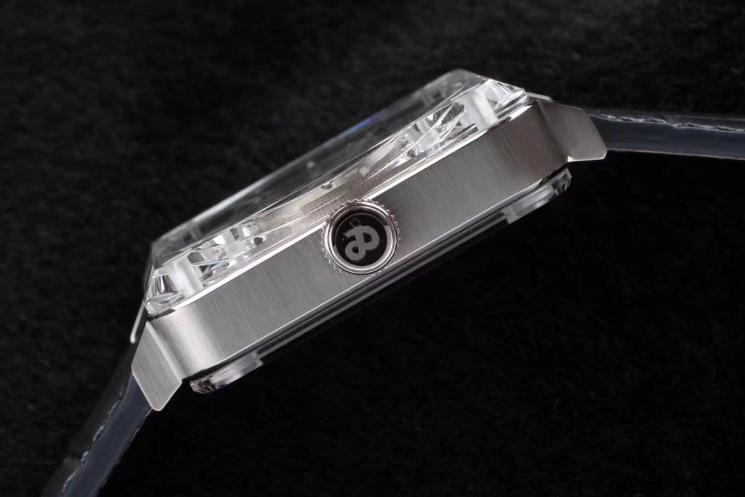 Bell & Ross BR-X2 Tourbillon V2 BR0394-RS19/SRB   Swiss Haute Horlogerie|Titanium-Ceramic Case|V2 Upgraded Movement (+20% Efficiency)   Limited