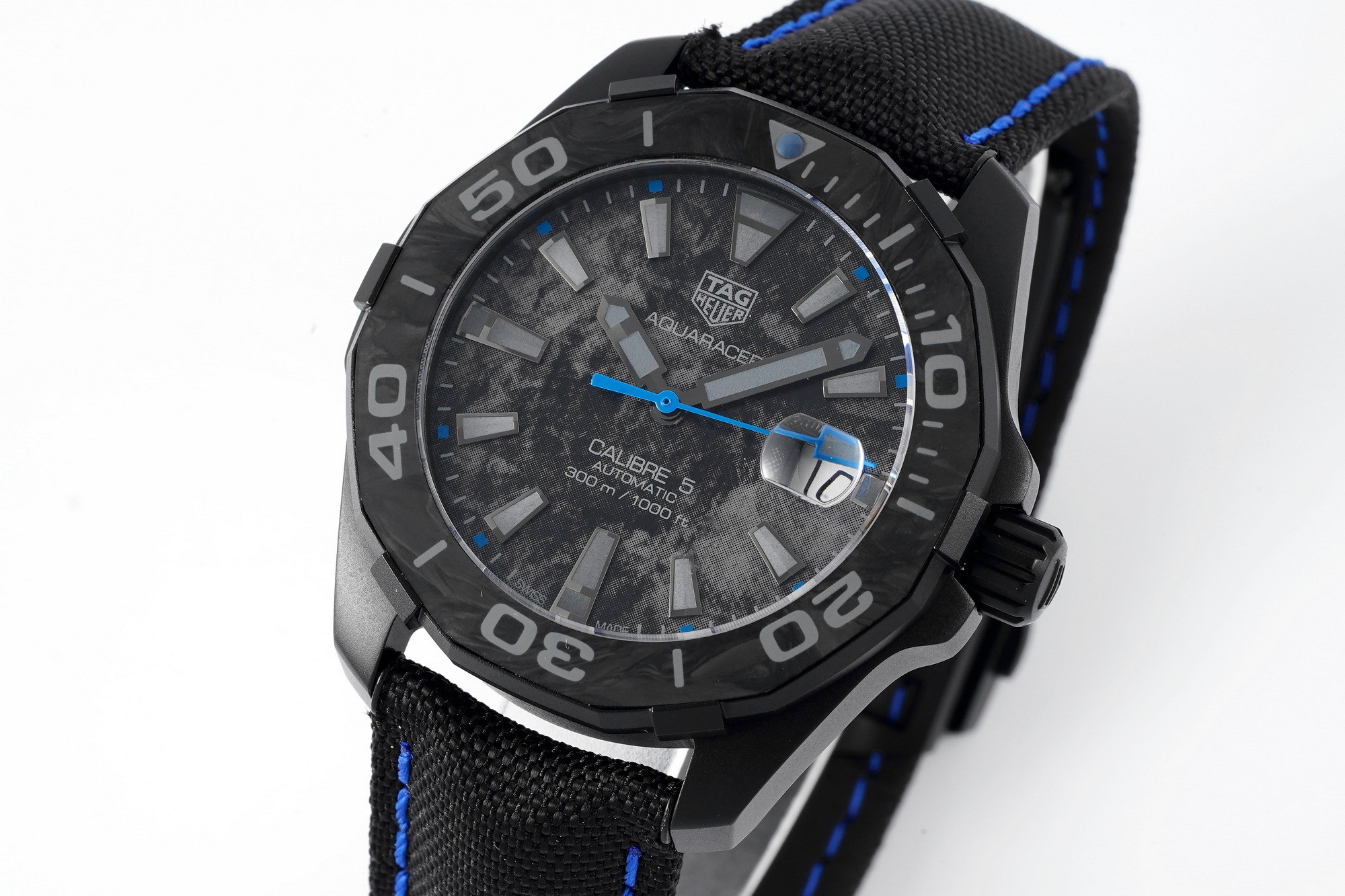 TAG Heuer TAR Super Series 2025 - Swiss Carbon Fiber Flyback Chronograph, 300M Waterproof & 80hr Power Reserve