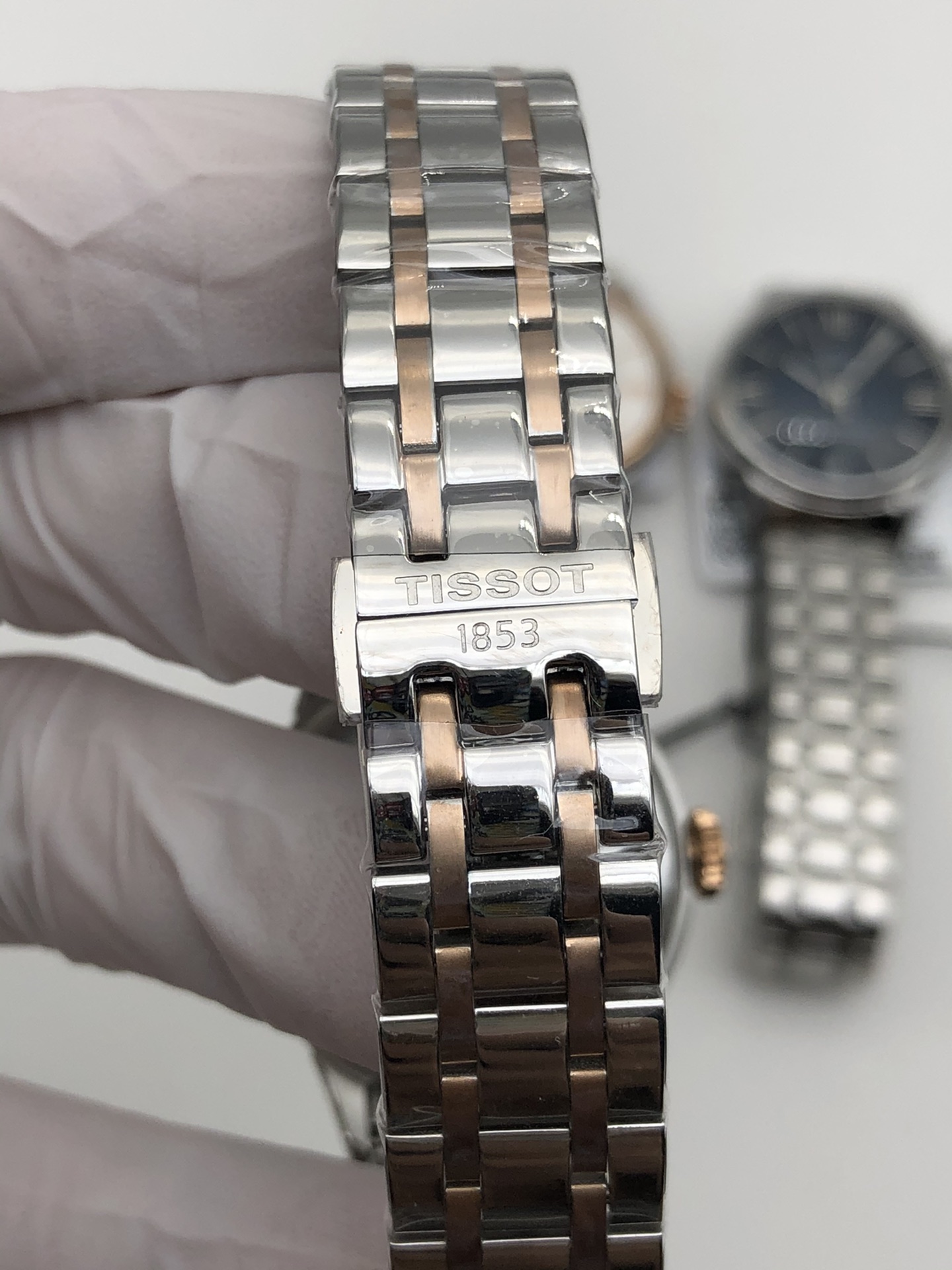 Tissot Classic T099.207.16.116.00 Three-Hand Women's Watch - Swiss Made Elegant Dress Timepiece with Date