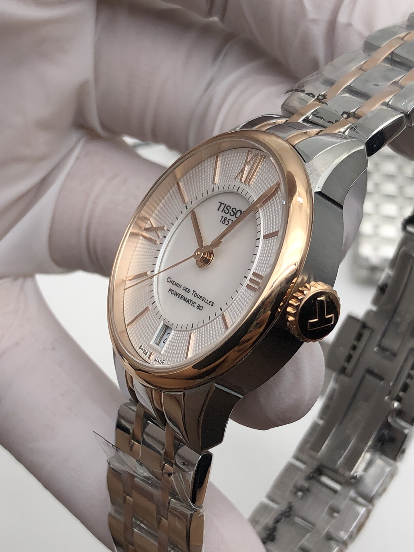 Tissot Classic T099.207.16.116.00 Three-Hand Women's Watch - Swiss Made Elegant Dress Timepiece with Date