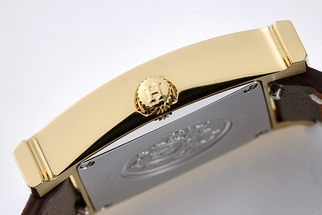 HERMÈS Heure H 1996 Philippe Mouquet Legacy: Recycled Gold H-Case, Vegetable-Tanned Barenia｜Pre-Millennium Icon
