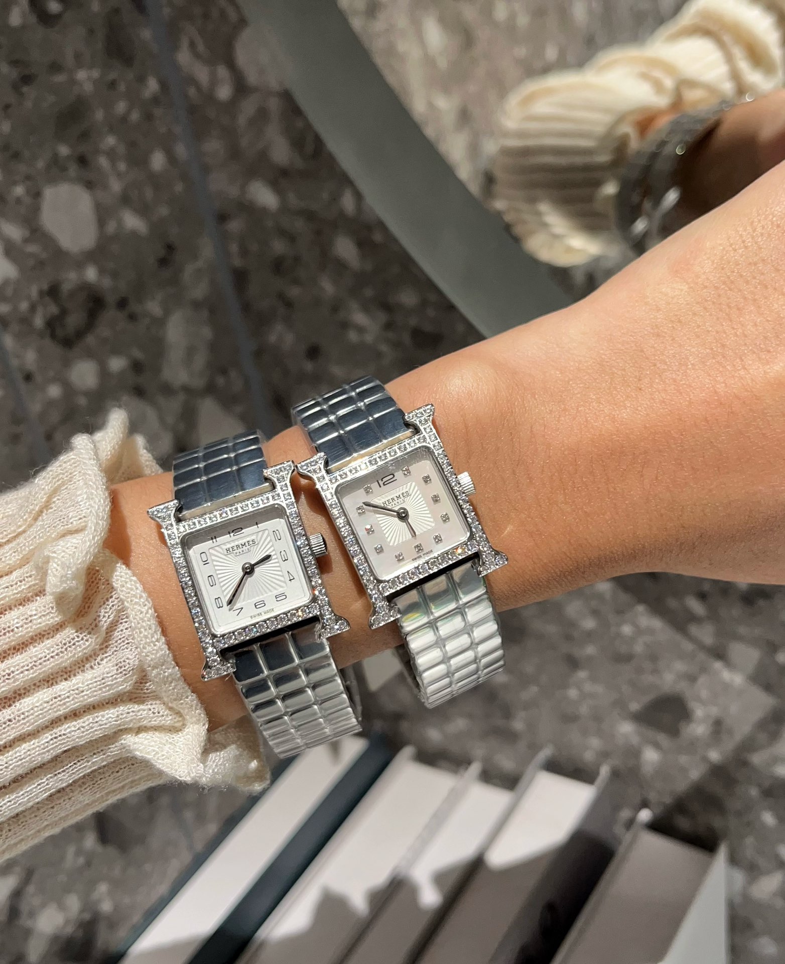 HERMES Heure H Iconic H-Case: Swiss Quartz, 316L Surgical-Grade Steel & Hand-Saddled Calfskin｜Parisian Everyday Luxury