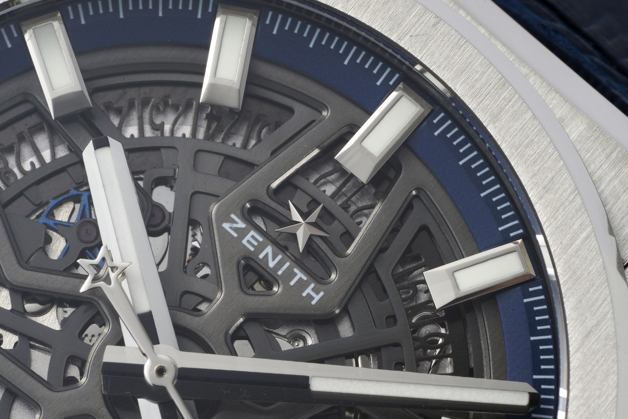 ZENITH DEFY 2025 Upgrade: Swiss Automatic Skeleton Chronograph | Aerospace Titanium | 1/100s Precision | Free Global Shipping