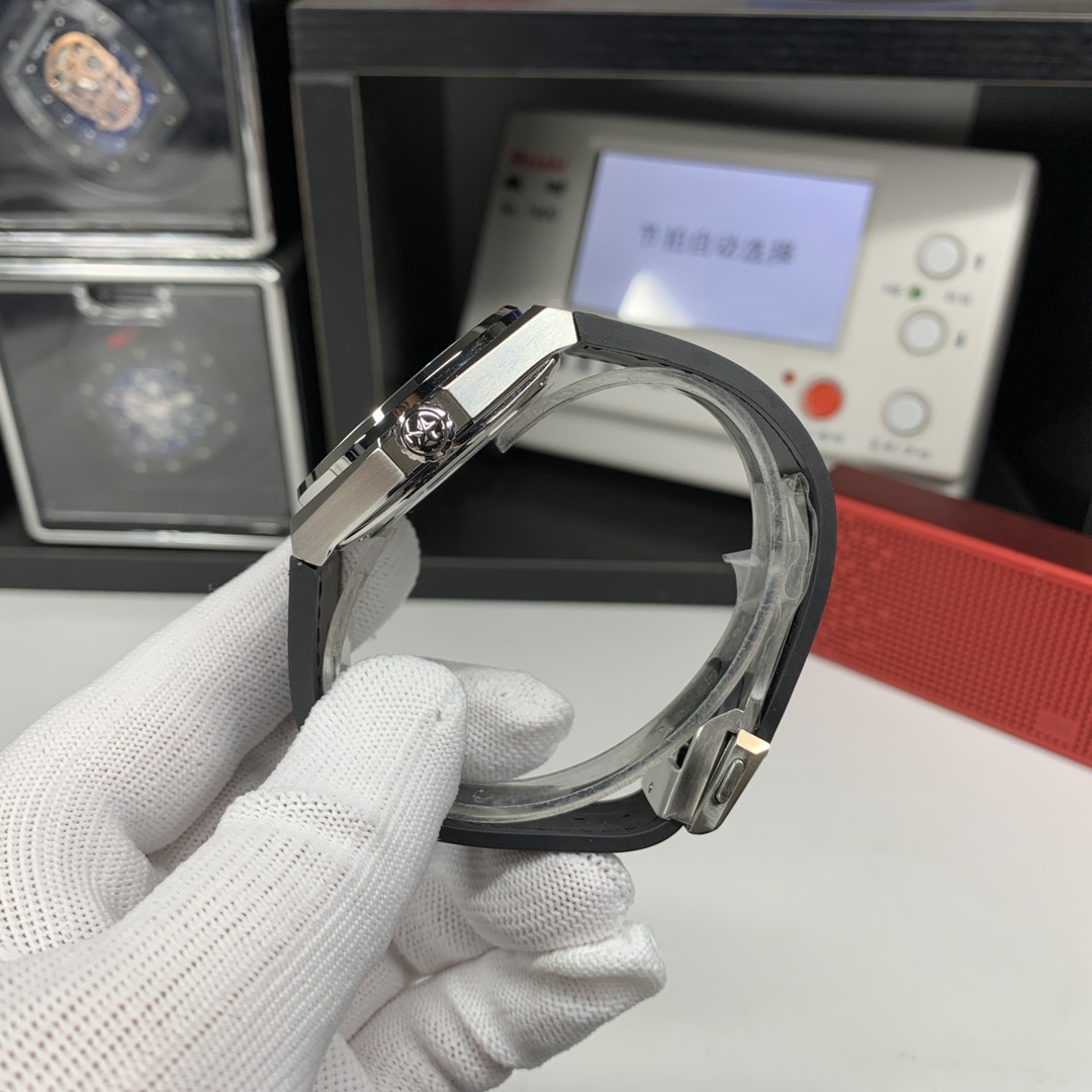 ZENITH DEFY Classic 95.9000.670/78.R782 | Elite 670 SK Automatic Skeleton | Aerospace Titanium 78g | Private Virtual Unboxing