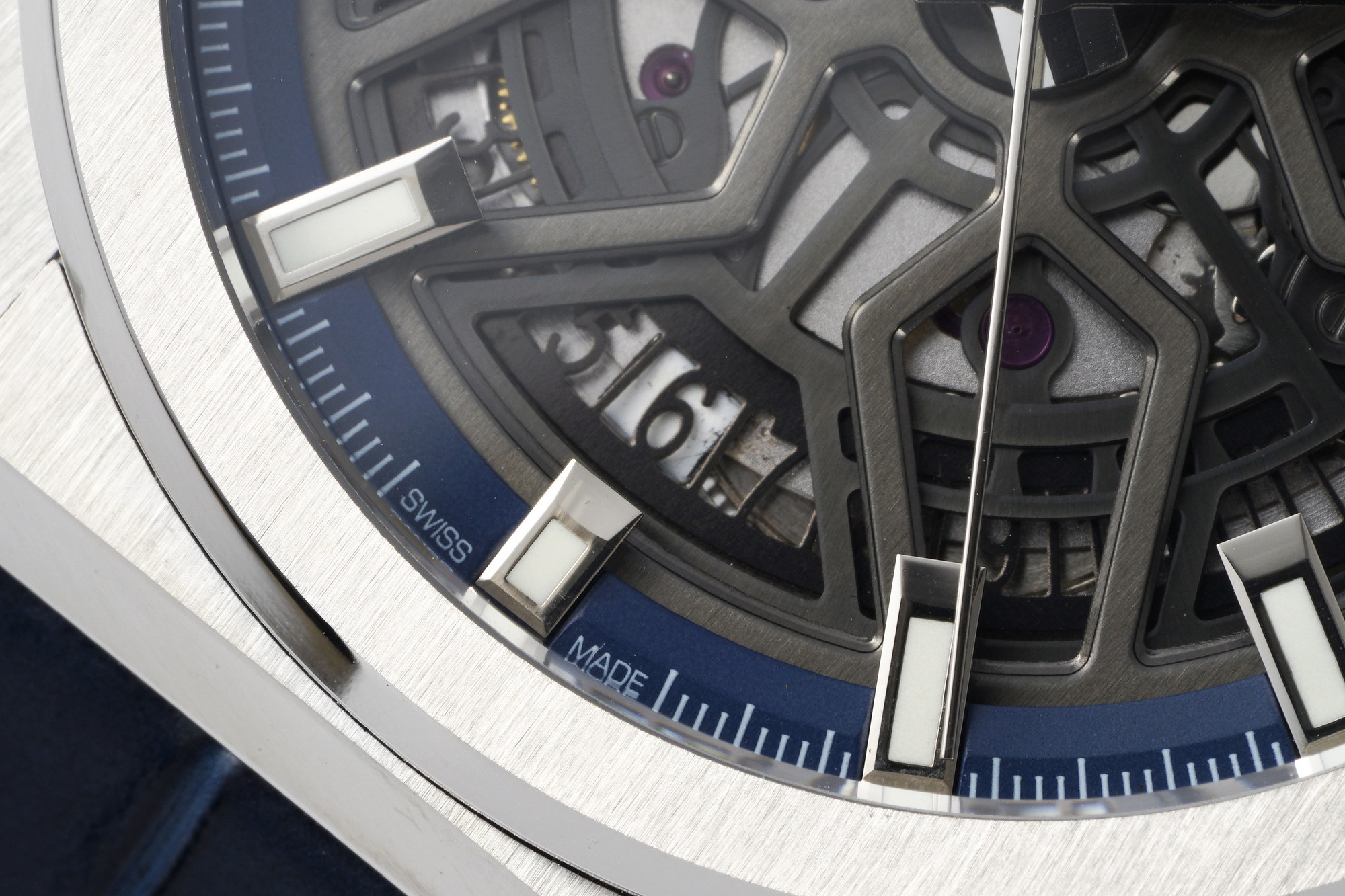 ZENITH DEFY 2025 Upgrade: Swiss Automatic Skeleton Chronograph | Aerospace Titanium | 1/100s Precision | Free Global Shipping