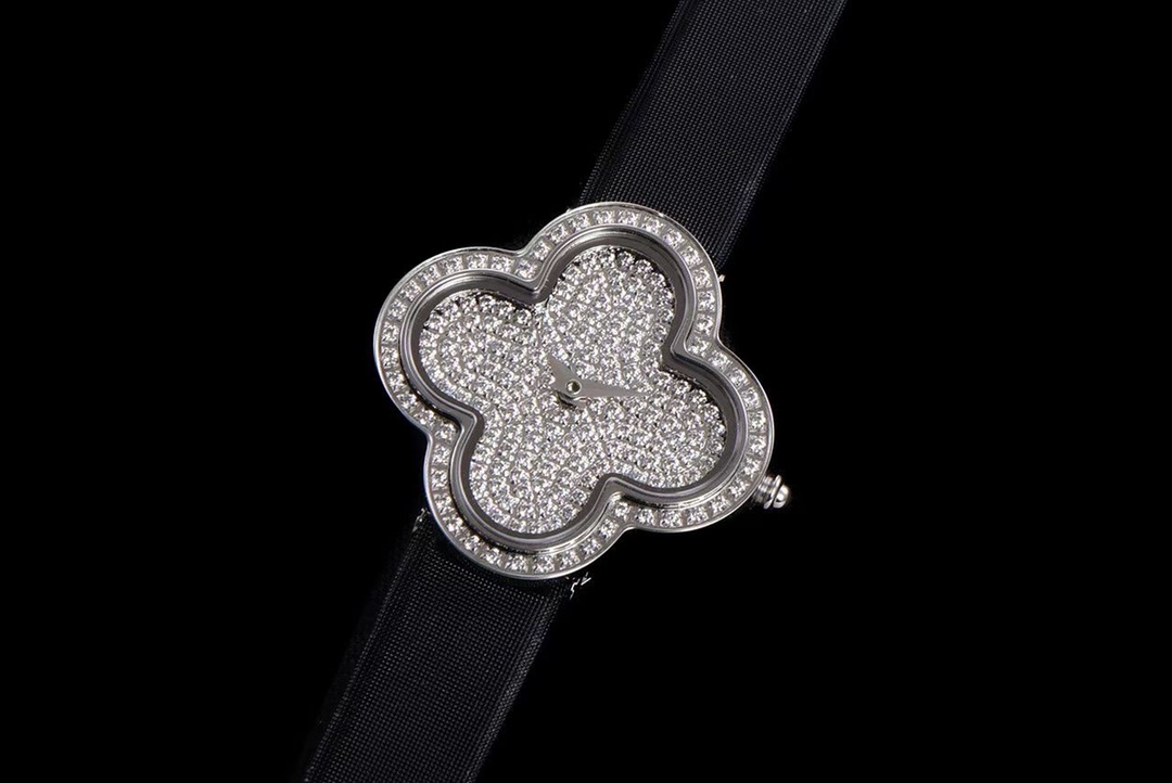 Van Cleef & Arpels Exclusive: 38mm Ronde des Papillons in 18K Rose Gold, Diamond Bezel – Last Unit Available*