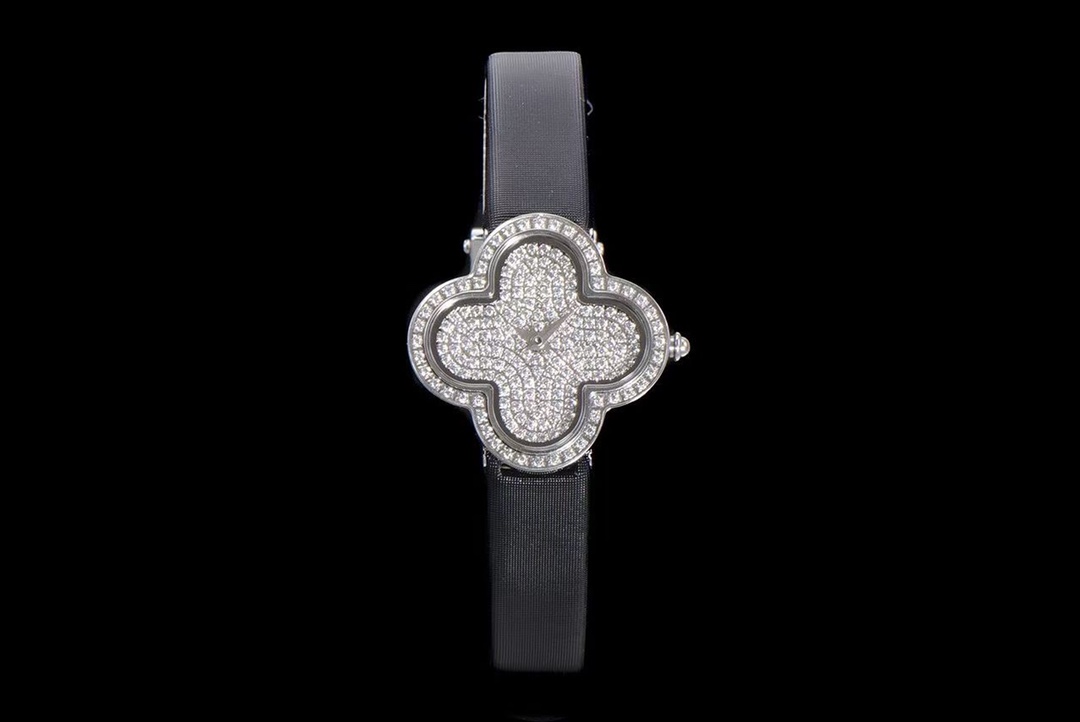 Van Cleef & Arpels Exclusive: 38mm Ronde des Papillons in 18K Rose Gold, Diamond Bezel – Last Unit Available*