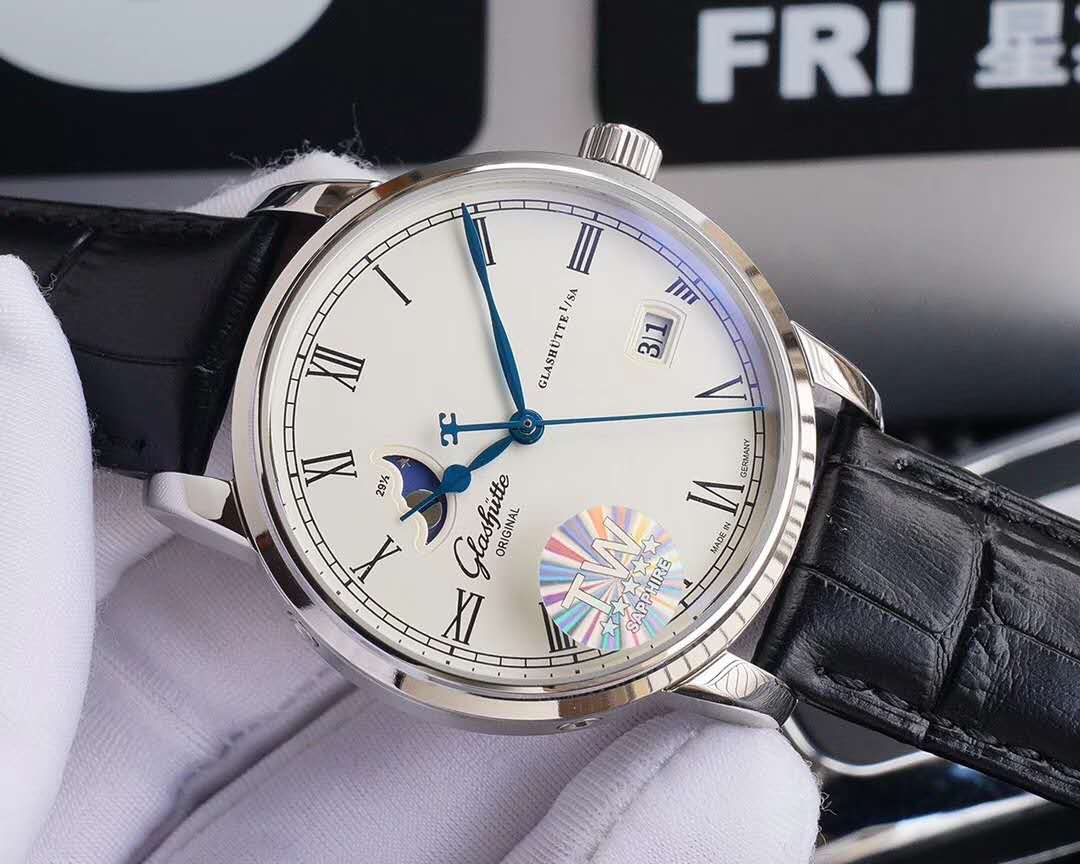June 30 Exclusive: TW Glashütte Senator Panorama | 1:1 Moon Phase & Big Date, Genuine Leather – Last 5 Units w/ District Engraving ✓ DDP