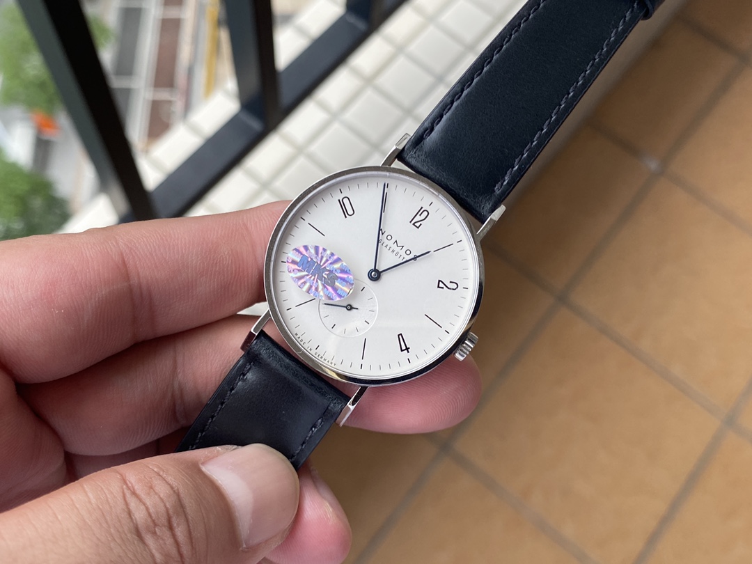 NOMOS Tangomat Ref.139 | In-House DUW 5001 Automatic | 3.2mm Ultra-Thin | Sapphire Crystal Case Back