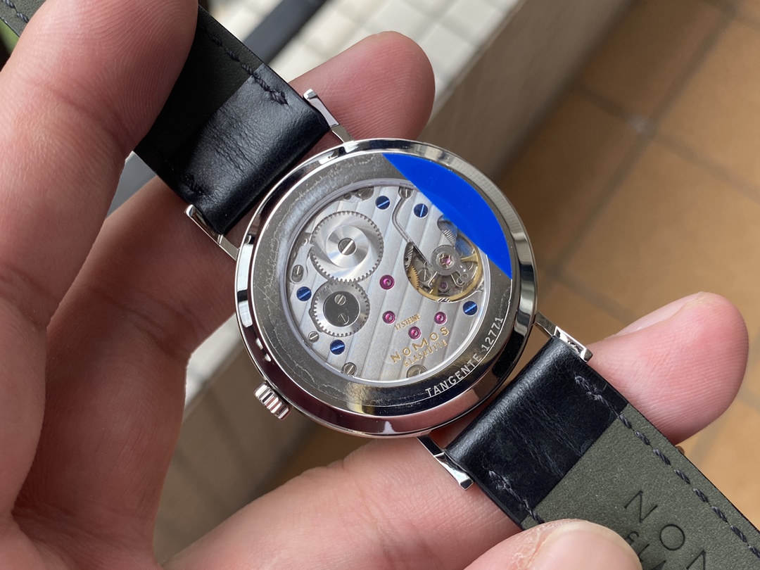 NOMOS Tangomat Ref.139 | In-House DUW 5001 Automatic | 3.2mm Ultra-Thin | Sapphire Crystal Case Back