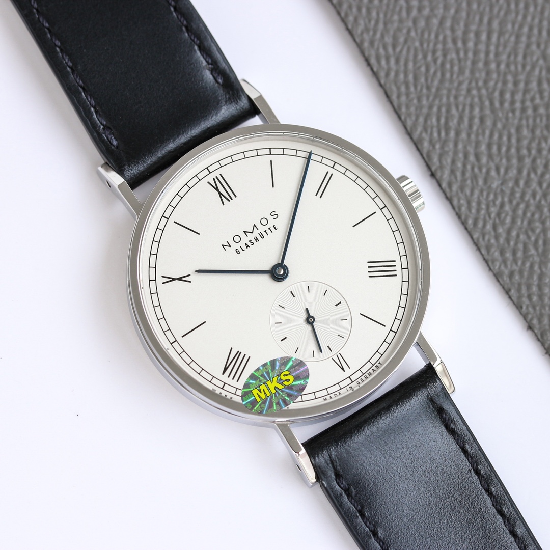 NOMOS Ahoi Ref.555 | 40.3mm Steel Case | 200M ISO 6425 Certified | Neomatik Ultra-Thin (3.1mm)