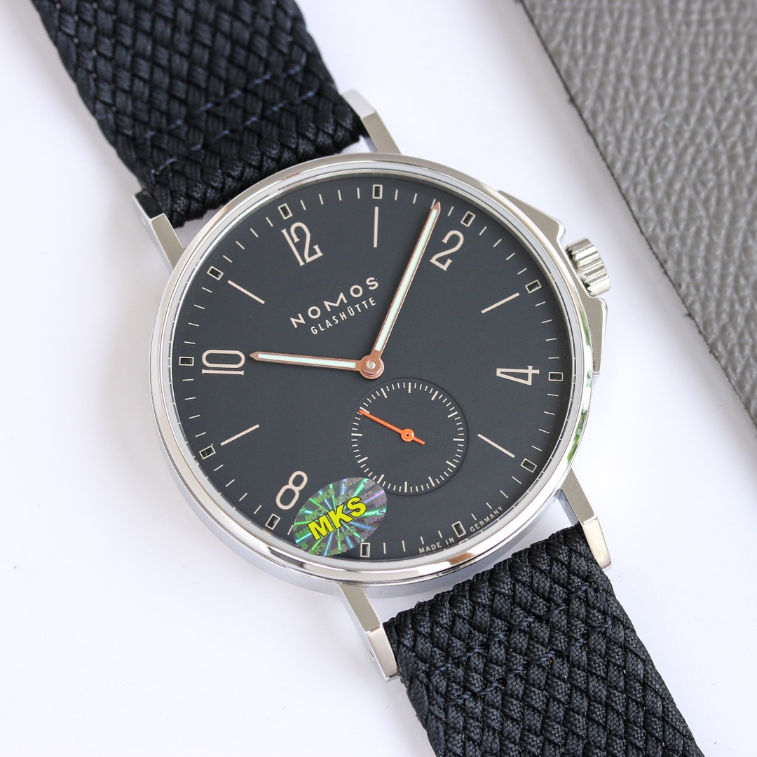 NOMOS Ahoi Ref.555 | 40.3mm Steel Case | 200M ISO 6425 Certified | Neomatik Ultra-Thin (3.1mm)