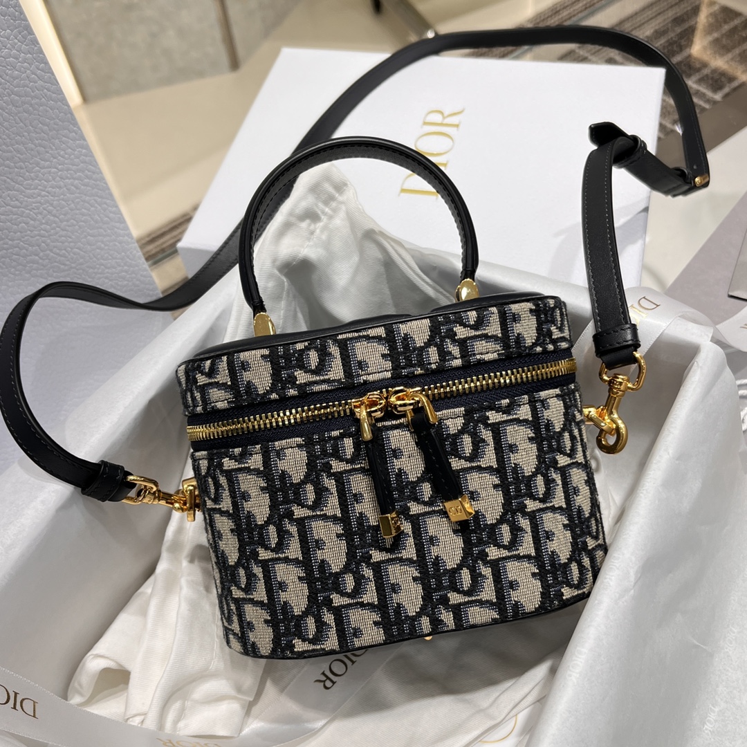 Live Top Quality Bags