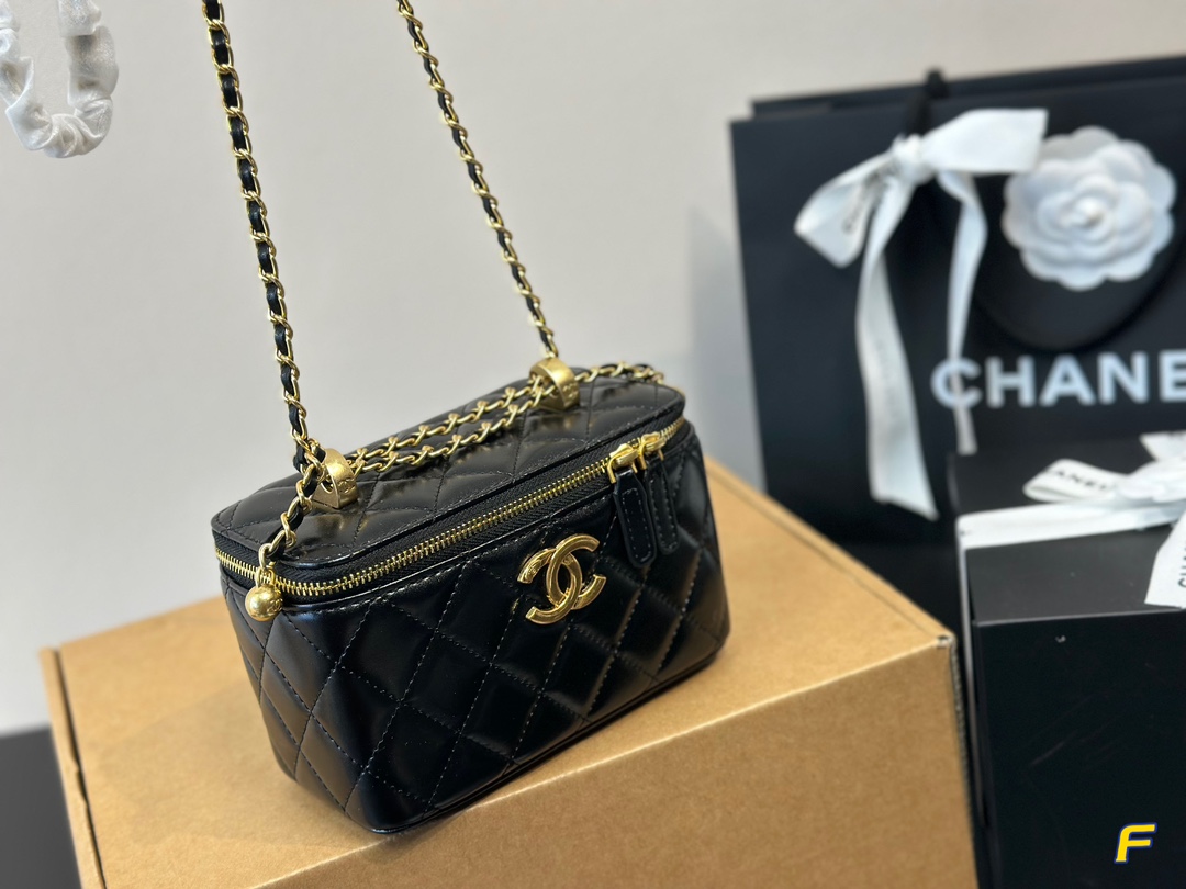Chanel vanity bag