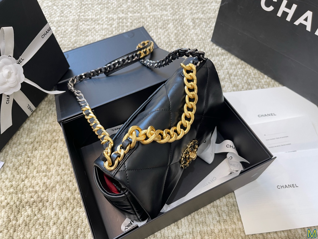 Chanel 19 bag