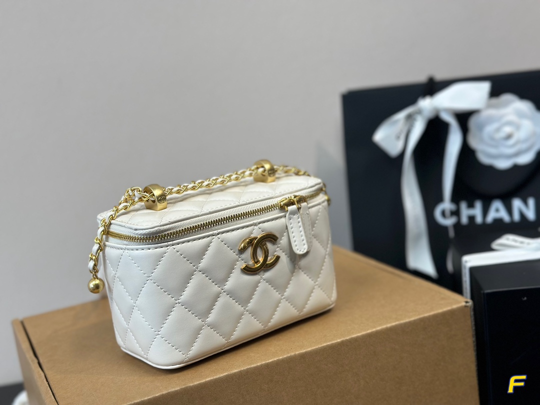 Chanel vanity bag