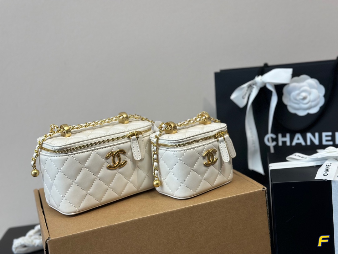 Chanel vanity bag