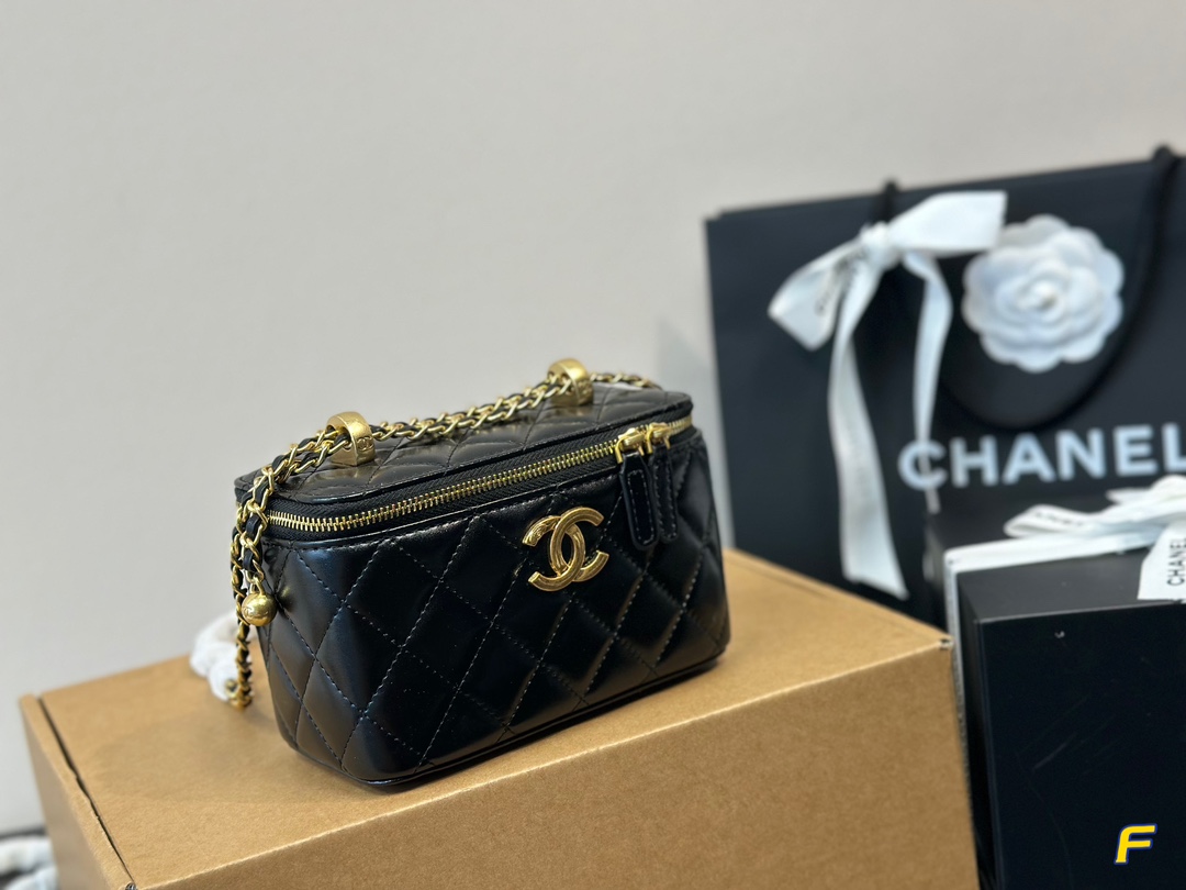 Chanel vanity bag